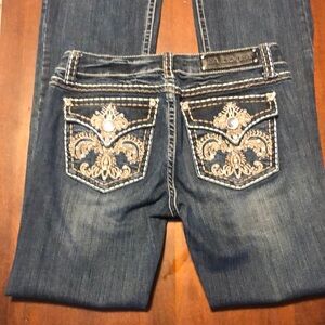LA IDOL  Stunning W 31-L34 or size 9 Jeans (L-100)